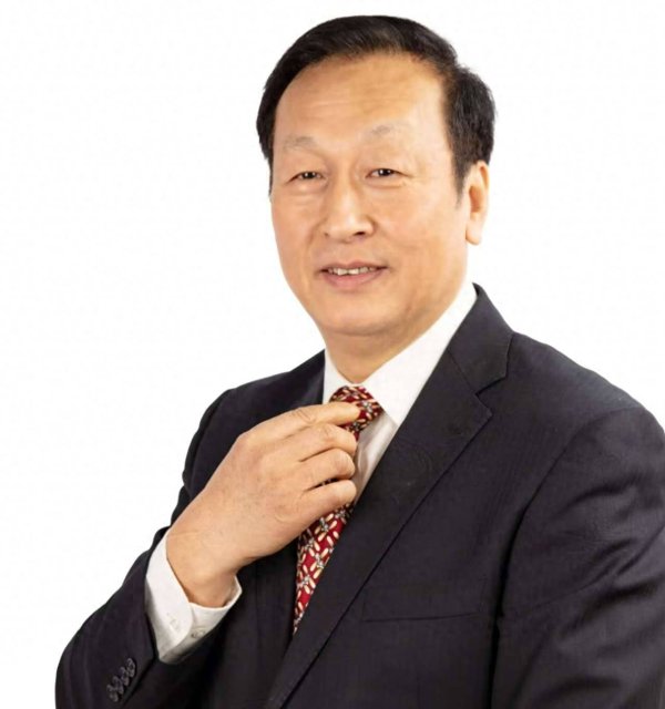 配资炒股平台网站 专访马林聪：国际ESG标准尚未统一，行业差异是ESG落地的最大挑战之一